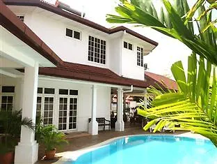 Rumah Putih Near Klia Sepang